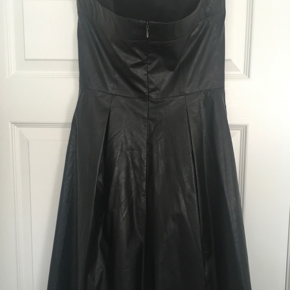 Strapless Black Faux leather dress - Picture 3 of 8